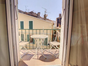 2 bedroom with mezzanine in the Suquet 229